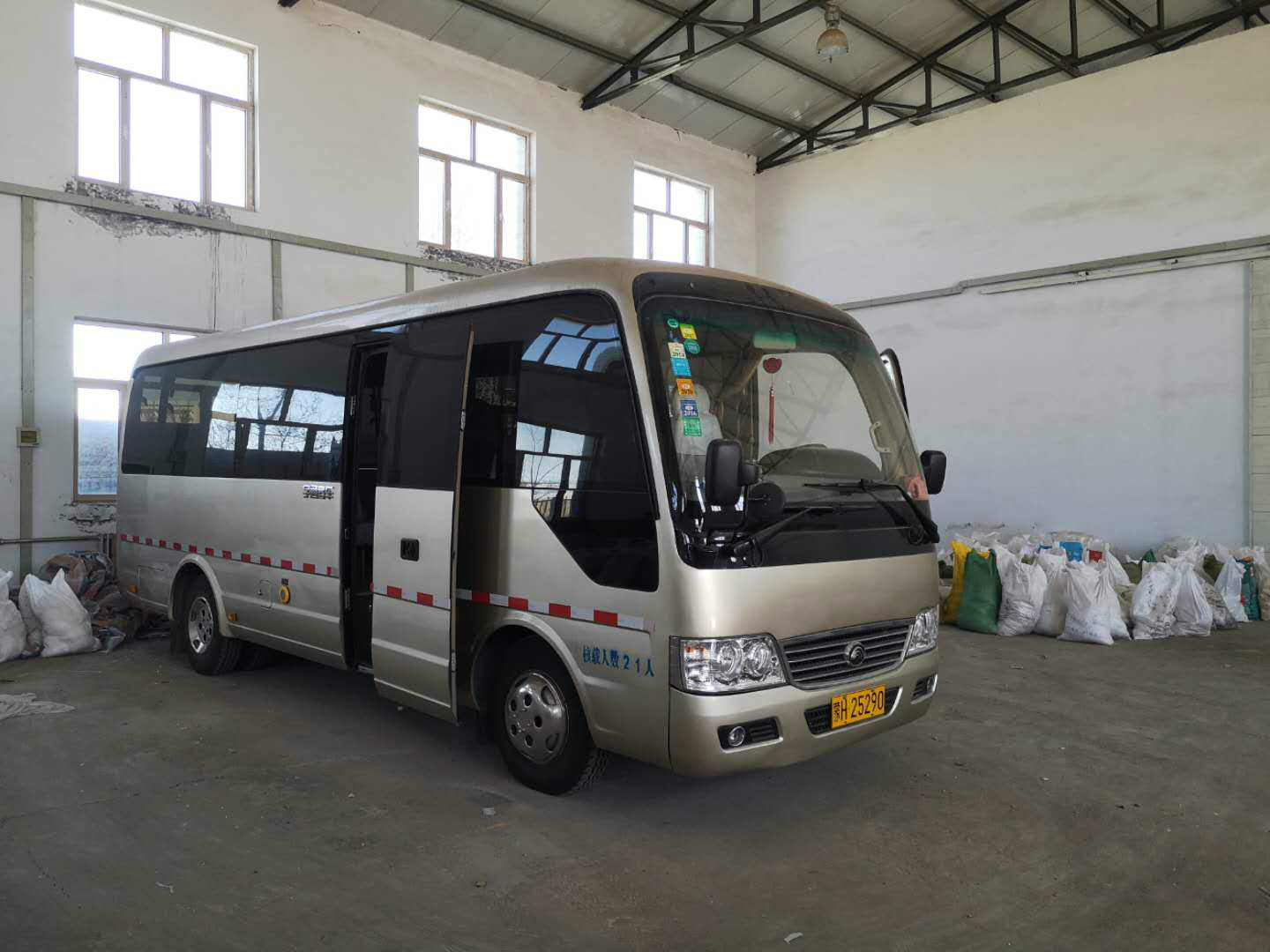 (蒙h25290)宇通牌zk6708dh大型普通客车3.