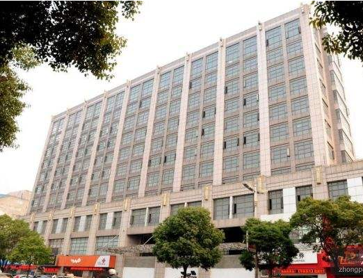 江苏省泰兴市国庆西路29号庆云宾馆大厦 2-4楼、8-10楼餐饮住宿用房 转让公告