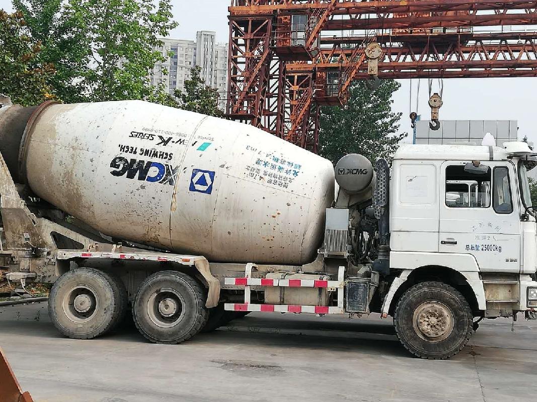 苏C36691搅拌车转让公告