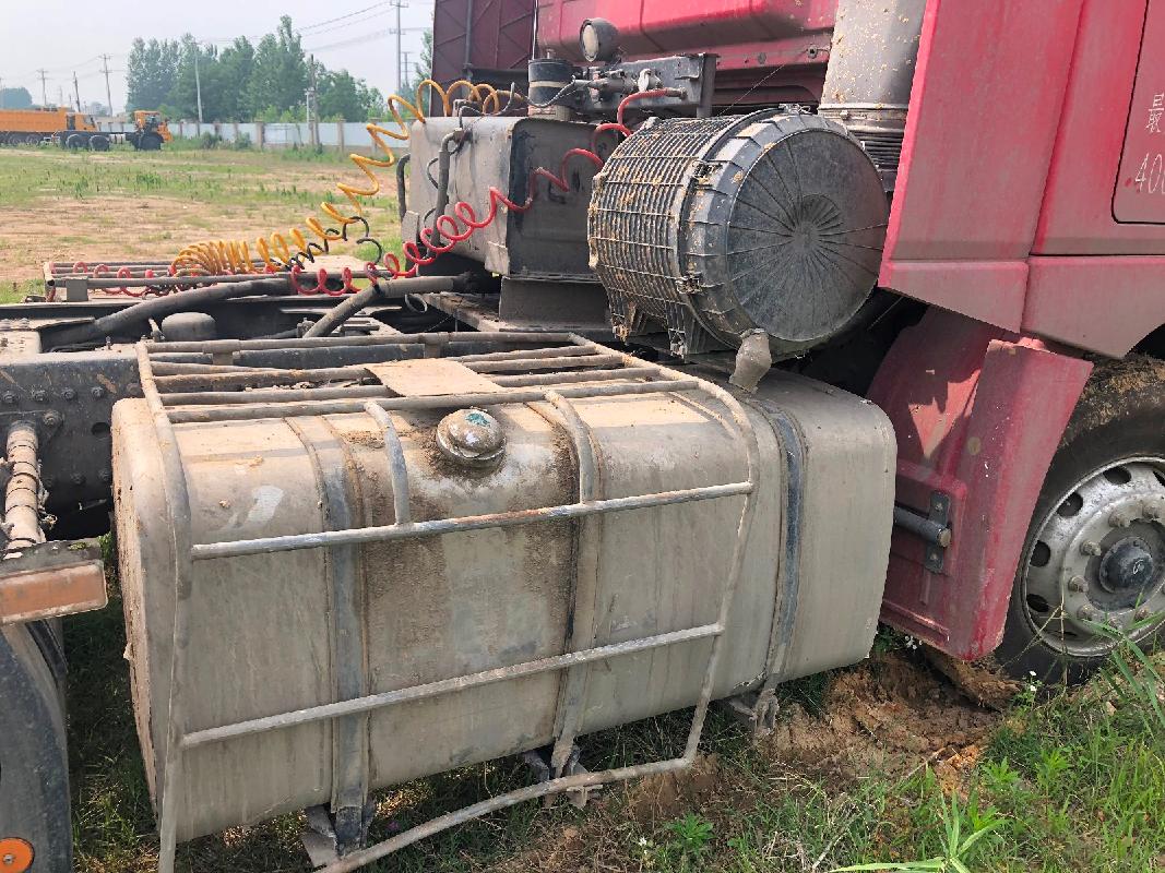 徐工漢風G7 500马力 6X4牵引车(NXG4250D5WC)一辆转让公告