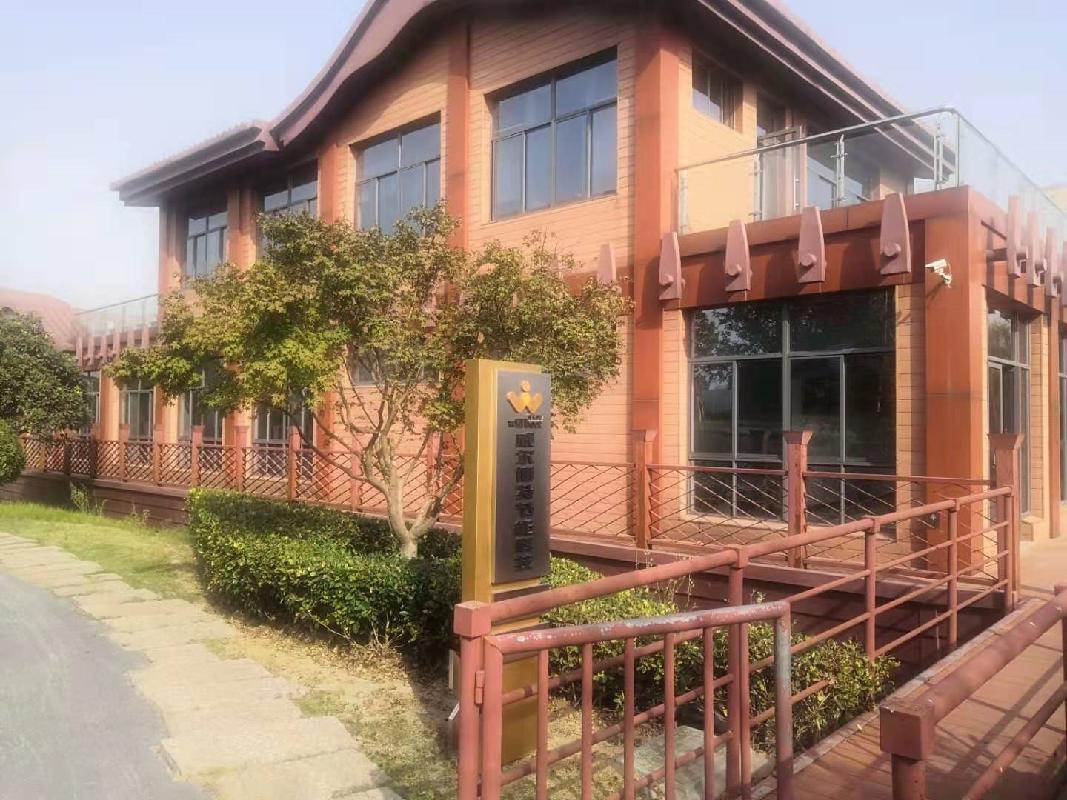 常州市经开区丁塘河湿地公园北面第五艘龙舟出租公告