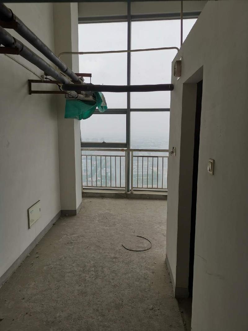 常州市武进区湖塘镇花园街1号亚泰财富中心4203室转让公告