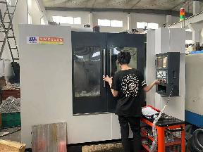 沈阳850B立式加工中心转让公告