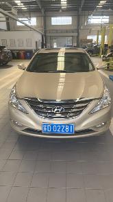 （苏D02Z81)13年北京现代小型轿车转让公告
