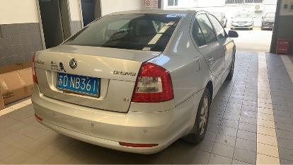 （苏DNB361)10年斯柯达明锐小型轿车转让公告