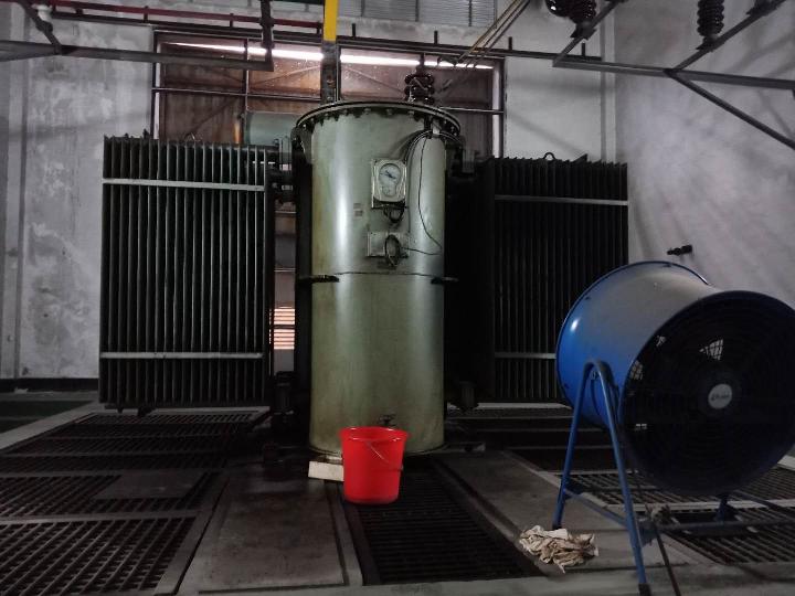 3台变压器及一组开关柜转让公告