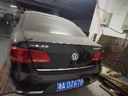 （湘ADZ678）大众牌FV7187FBDBG小型轿车