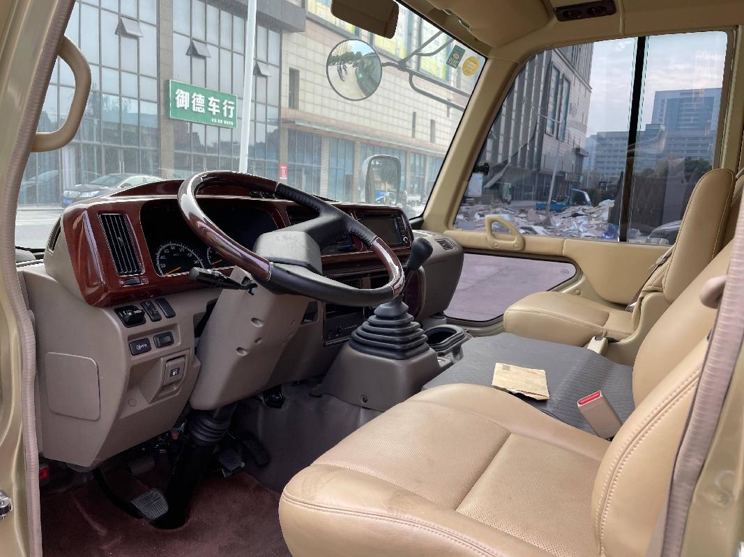 （苏DBB913）飞球4L大型普通客车转让公告