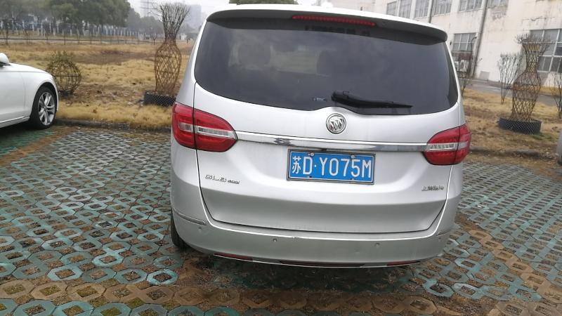 苏DY075M别克GL8（3.0L） 商务小型客车转让公告