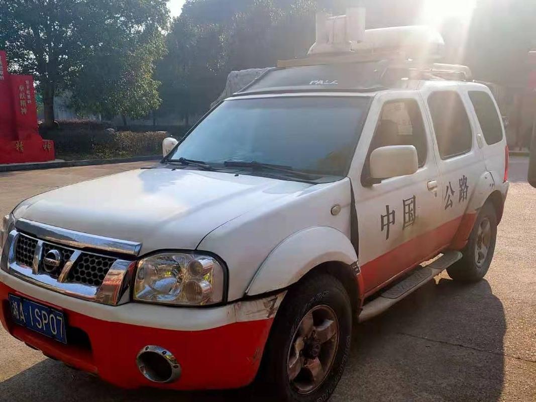 尼桑牌zn6453wag3 2.4l小型越野客车