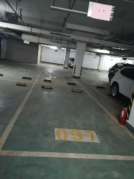 内蒙古银河电力安装工程有限公司 美室层双地下车位转让公告