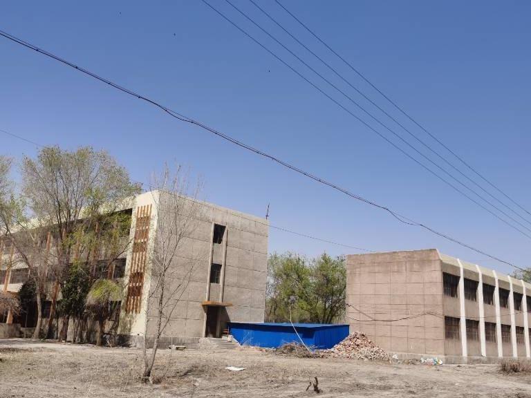 新疆生产建设兵团第二师二十七团租赁位于原毛巾厂办公楼、招待所