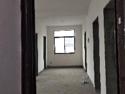 (第二次）郴州市下湄桥通用巷2号芳园小区4套住房所有权及配套杂房使用权转让