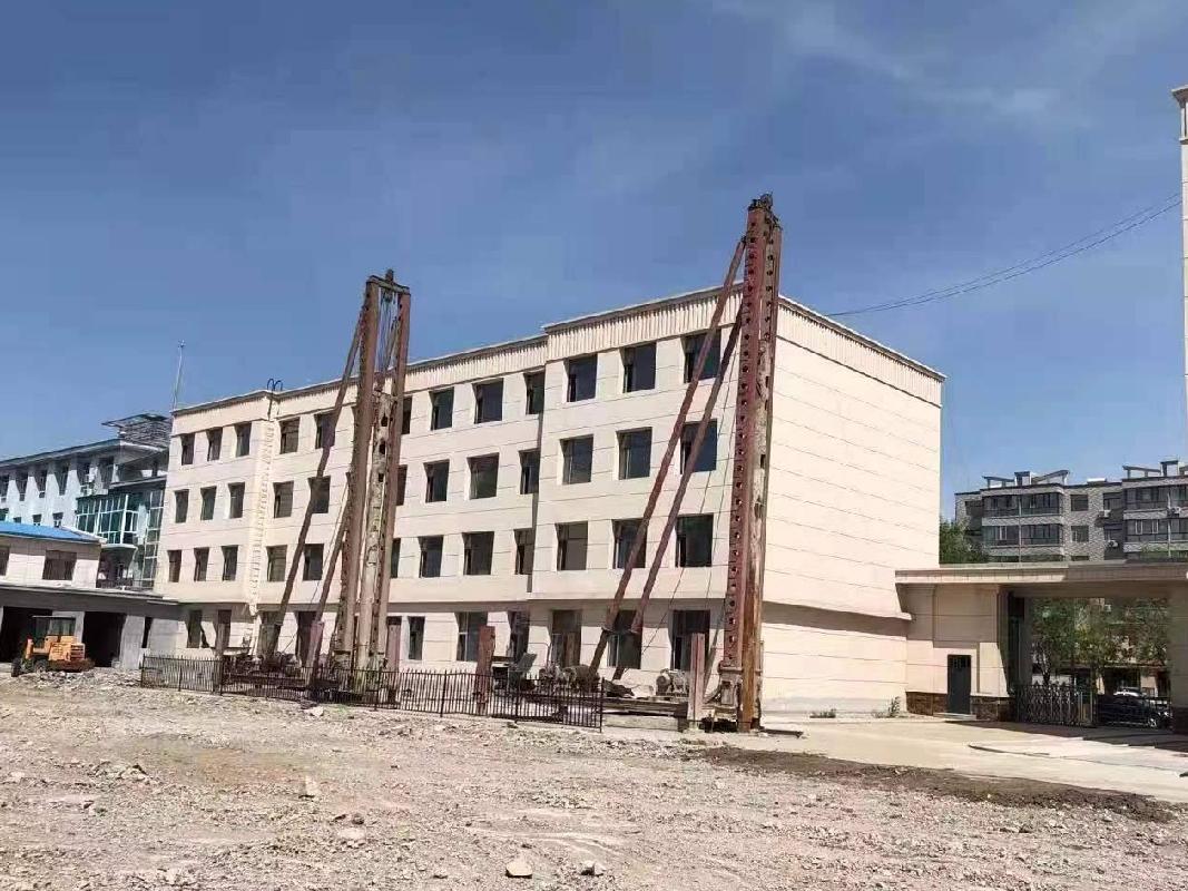 洮南市通达街道广昌东路东区东10丘工业用房