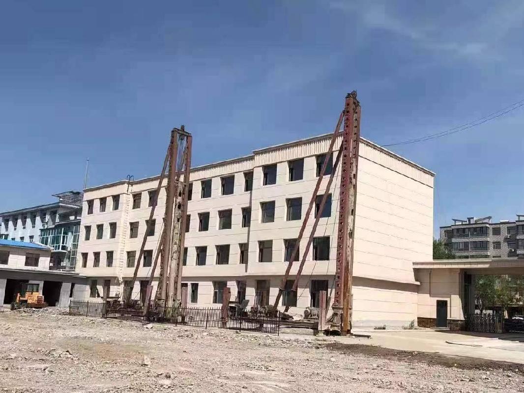 洮南市通达街道广昌东路东区东10丘工业用房
