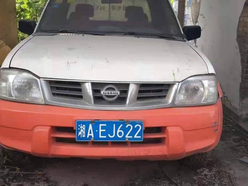 湘AEJ622尼桑牌ZN2032UBG3    轻型普通货车