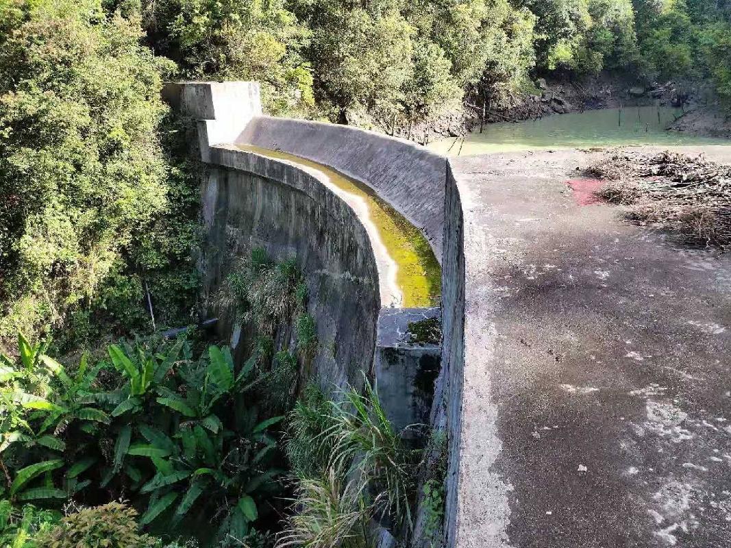 乳源瑶族自治县鲁溪坑二级、鲁溪山一级2个水电站资产