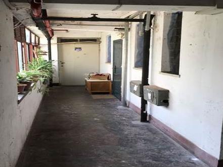 新疆石油管理局有限公司物资供应公司转让位于上海市虹口区赤峰路370弄3、4号   28套住宅