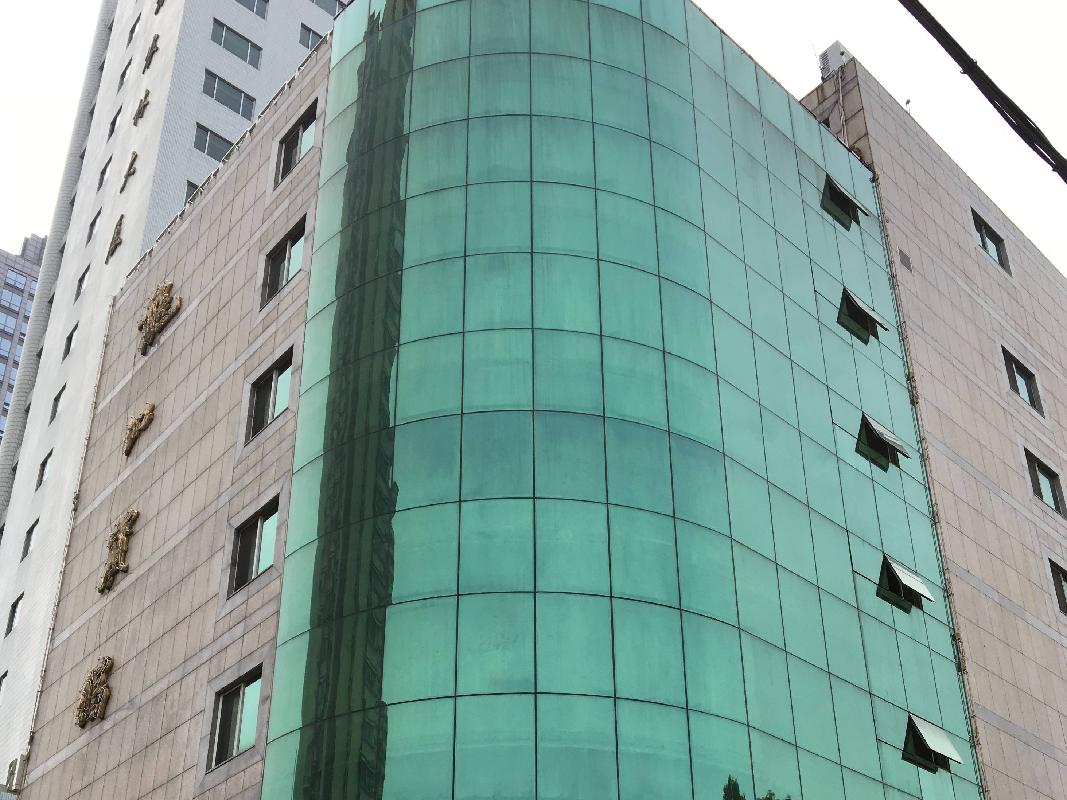 江苏省农业农村厅机关服务中心南京市鼓楼区龙江小区月光广场8号综合楼公开招租交易公告