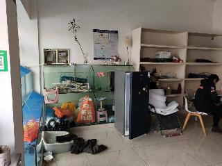 龙锦路沿街房屋租赁招租公告