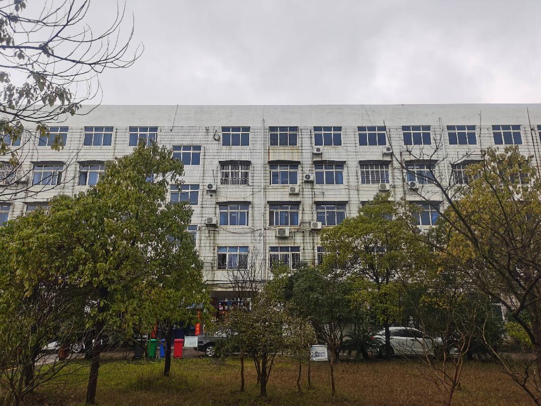 郴州市原政务中心、市场监督管理局经济开发区分局、白鹿新村办公楼出租