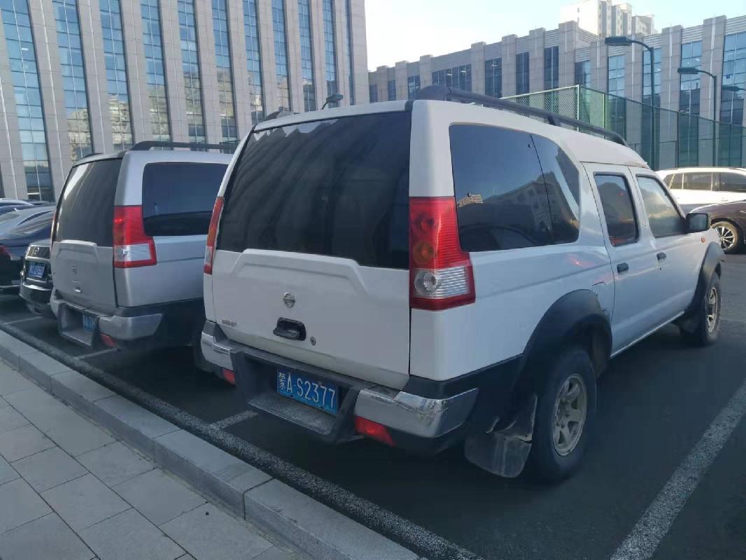 （蒙AS2377）尼桑牌ZN6493HBG3小型普通客车2.4（呼和浩特市同和矿业有限责任公司）