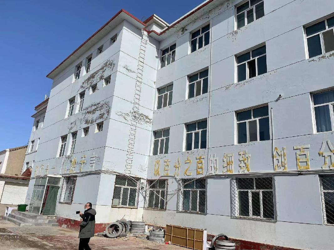 阿巴嘎旗别力古台镇乌冉克西街（原阿巴嘎旗检察院附带2600㎡院落）商业房转让