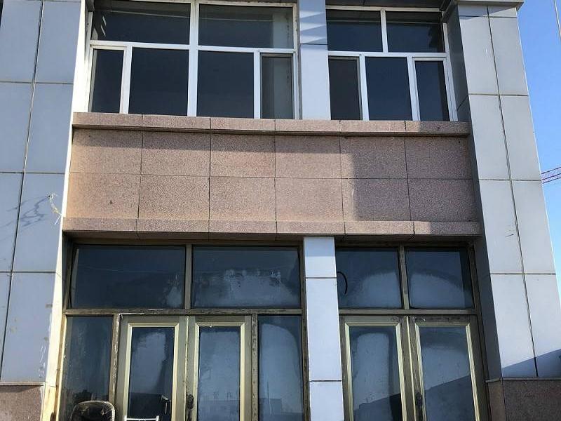 锡林浩特市唐舒格家苑住宅小区2#B-1-208号商铺转让交易公告