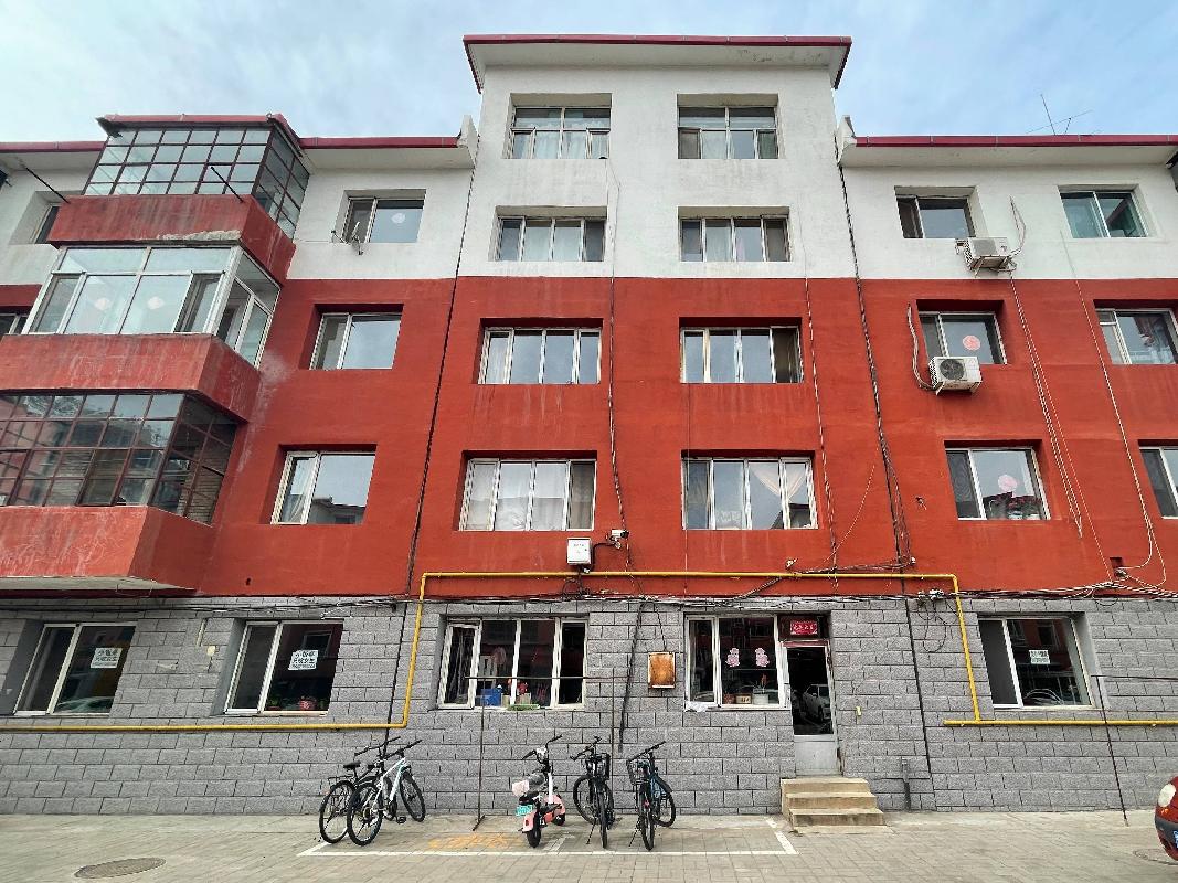乌兰察布路三十五中西巷工商局家属院中间楼房出租（招租底价79800元/年，租期五年）内蒙古自治区市场监督管理局综合保障中心