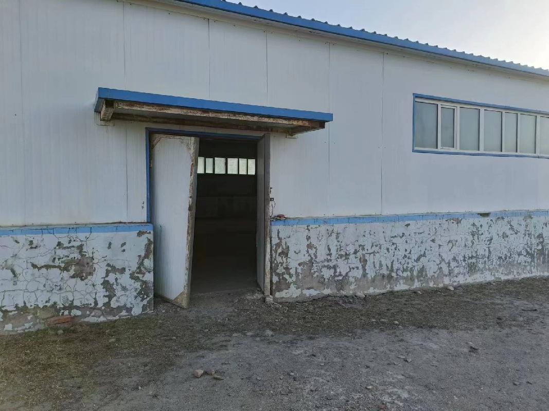 新疆屯南煤业有限责任公司租赁位于沙吉海矿区四分公司办公楼、职工活动室、宿舍及库房