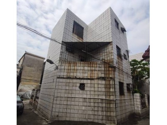 新疆天山制药工业有限公司转让所属中山市石岐区湖滨中路东大街25号和27号房产