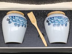 【公益拍卖】2022年蜜香金丝滇红高档礼盒装 125g/罐   5盒10罐