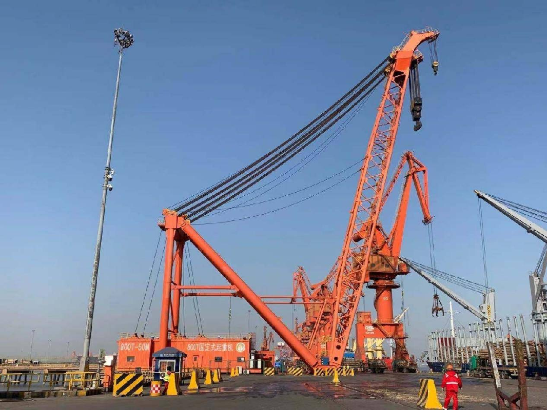 太仓鑫海港口开发有限公司一台800t-50m桅杆起重机公开转让交易公告