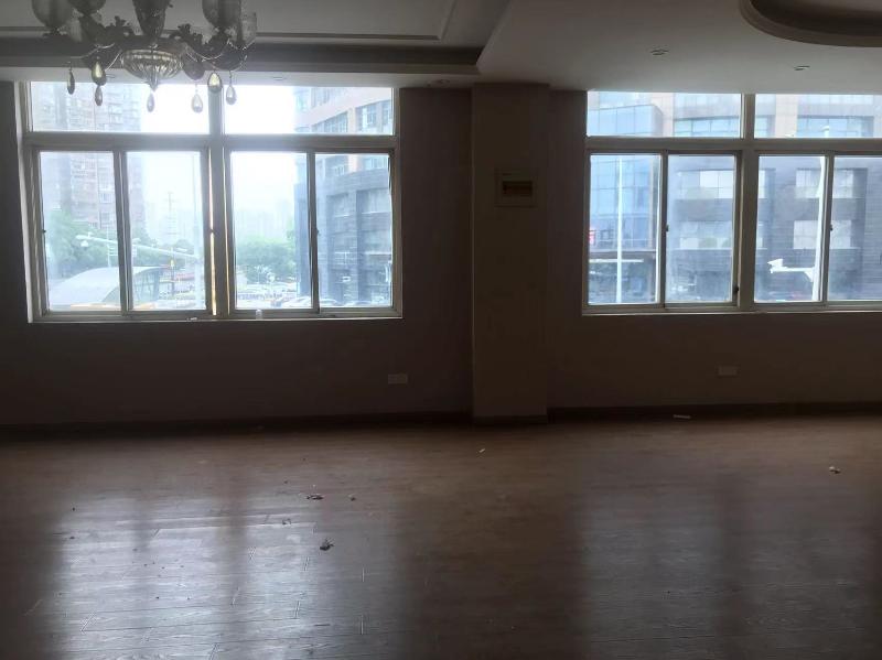 新北区龙锦路沿街商铺招租公告