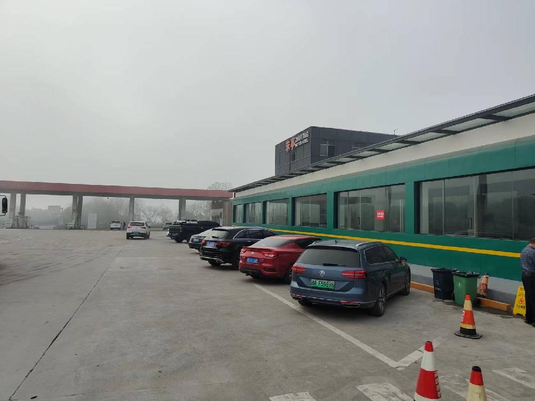 G4（京港澳高速）湖南高速广通实业朱亭服务区AB区7号门面水果项目