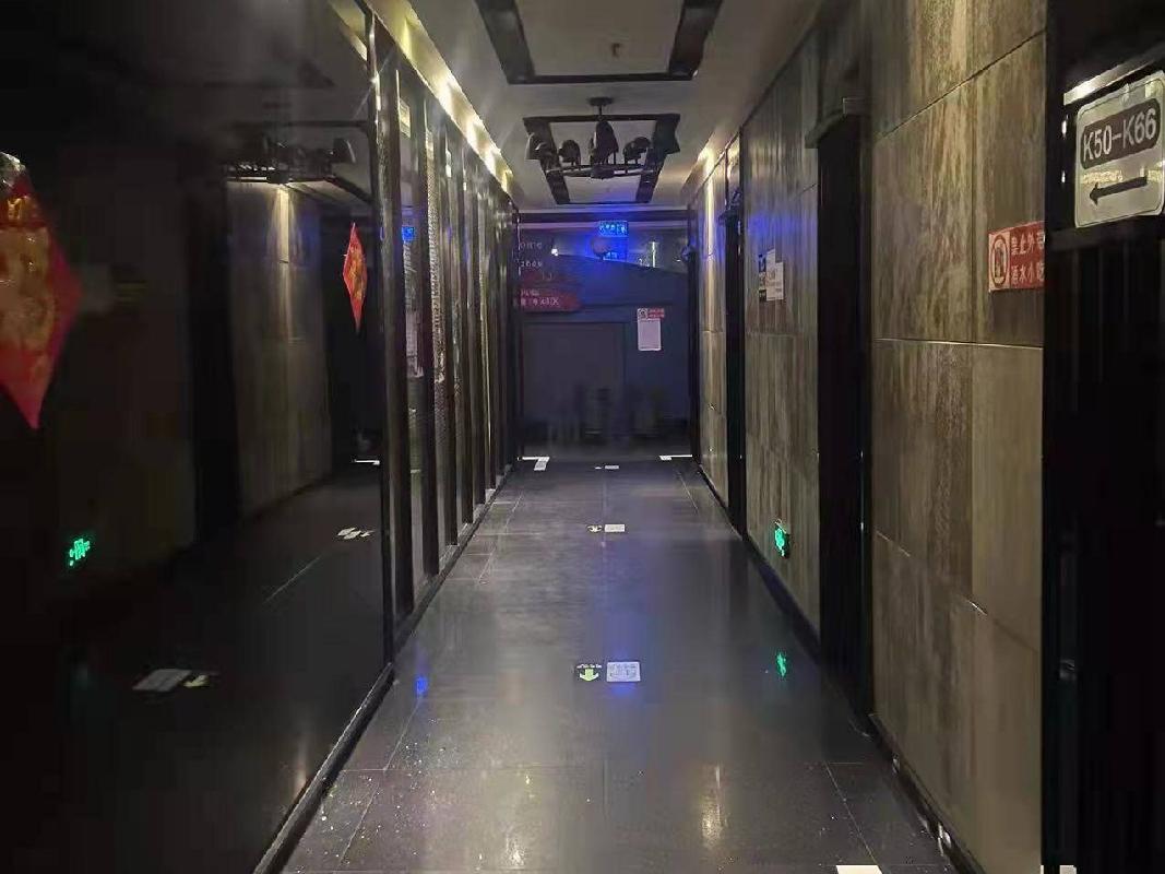 郴州市人民西路8号新成广场1号楼3F003号商业用房出租