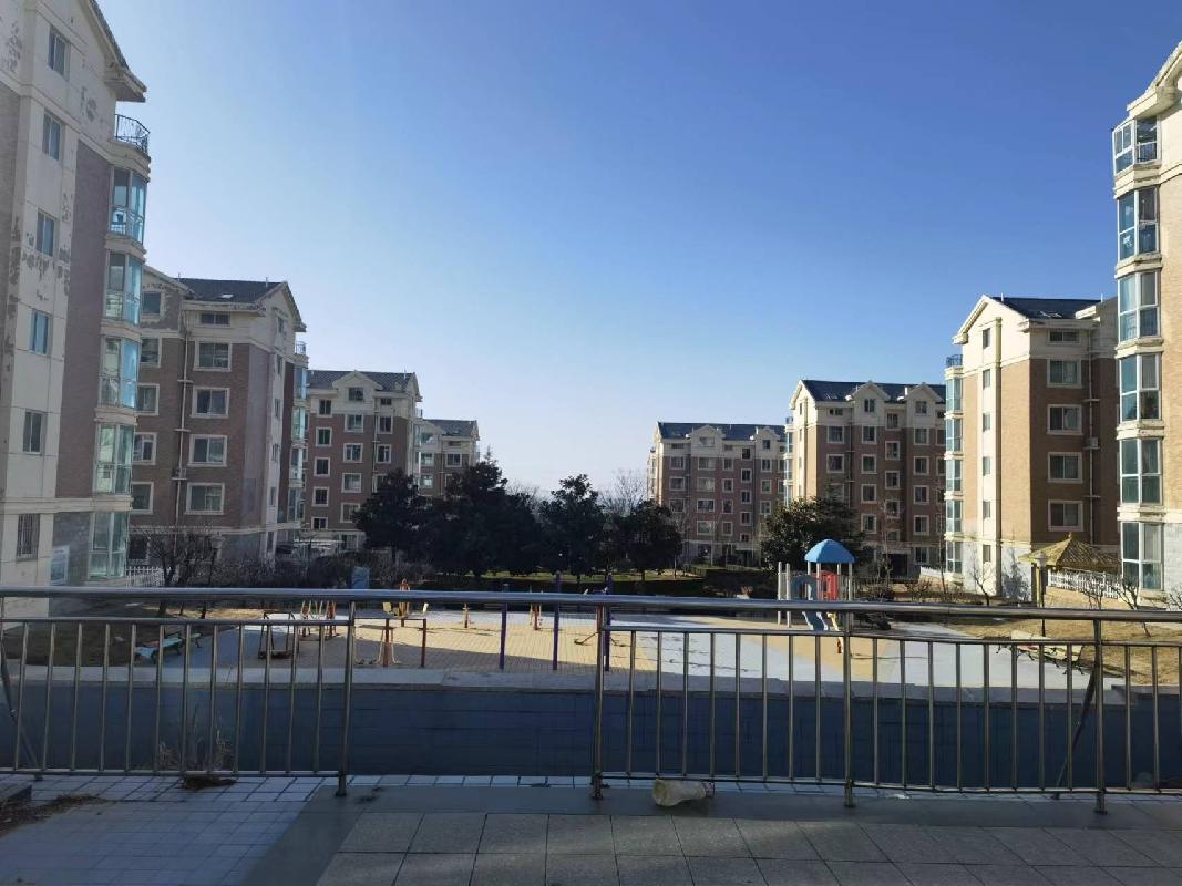 山东省荣成市瀛海美地23号楼505房产转让