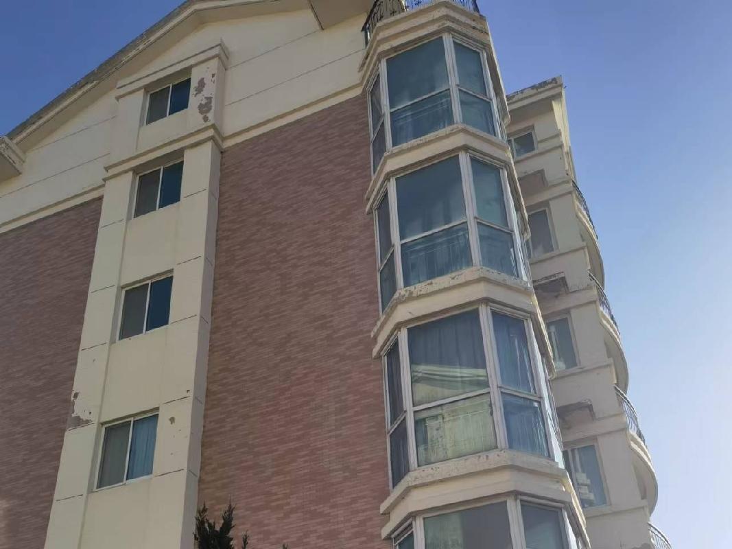 山东省荣成市瀛海美地23号楼505房产转让