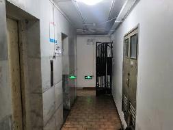深圳市深南中路统建商住楼丁栋17E号、17F号2套房产