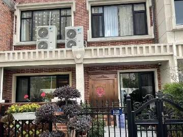 江阴市宝莱美墅30-169号房转让公告