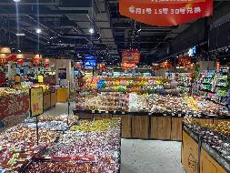 鄂尔多斯市康巴什新区康盛路北12号万力国际商业城，-1层B196转让号