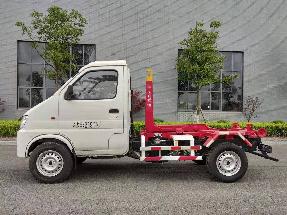 今创环境库存工程车、汽车一批，全新转让公告