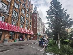 内蒙古银行股份有限公司满洲里支行持有的额尔古纳市拉布大林街道办事处第十二登记区天驿小区3号楼102号门市转让项目