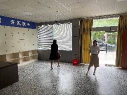 姜堰市沈高镇双龙西路南侧、腾飞路西侧358.9㎡土地使用权及其地上建筑物转让公告