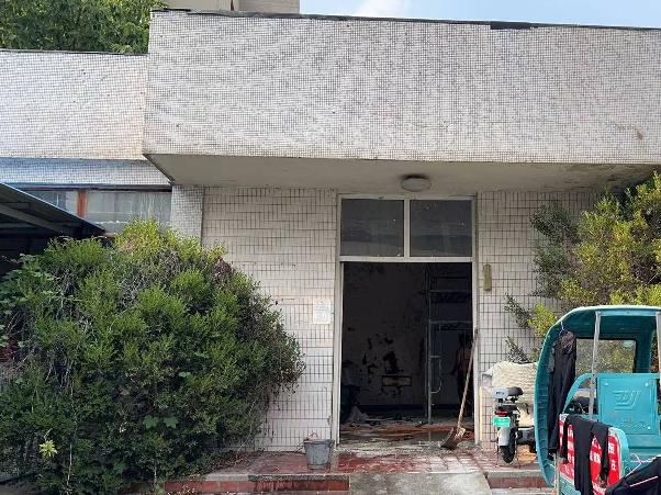教育园区一号楼南侧副楼招租公告