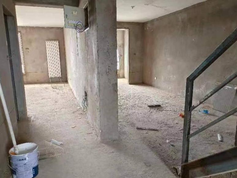 鄂尔多斯市伊金霍洛旗清园5号楼2单元2403号住宅房产转让