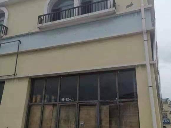 鄂尔多斯市东胜区苏勒德大街南汽贸路西天骏重卡工程机械配件城12号楼一拖二133号商业房产转让