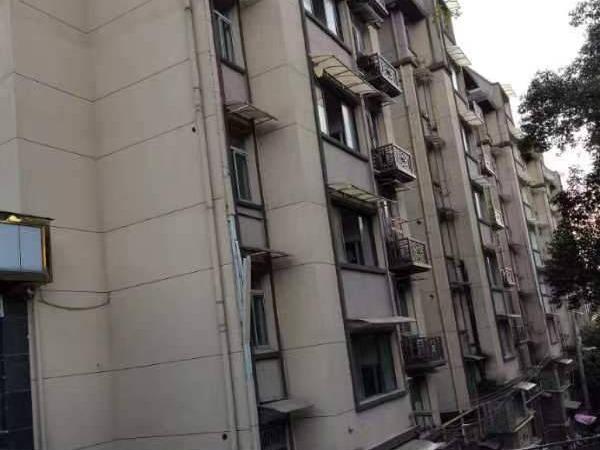 新疆生产建设兵团国有资产经营有限责任公司转让位于浙江省杭州市西湖区茶市新村5幢29套住宅和留下西苑1幢3套商铺