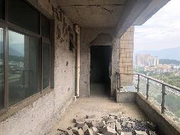 郴州市苏仙区学院路2号佳兴小区4#栋28套住房转让