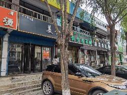 通辽市科尔沁区施介办事处平安西区平安路裙房1层32室出租项目